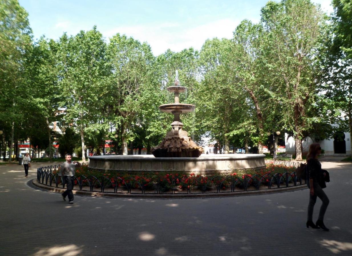 Estudio Jardines De Colon Кордова Екстер'єр фото
